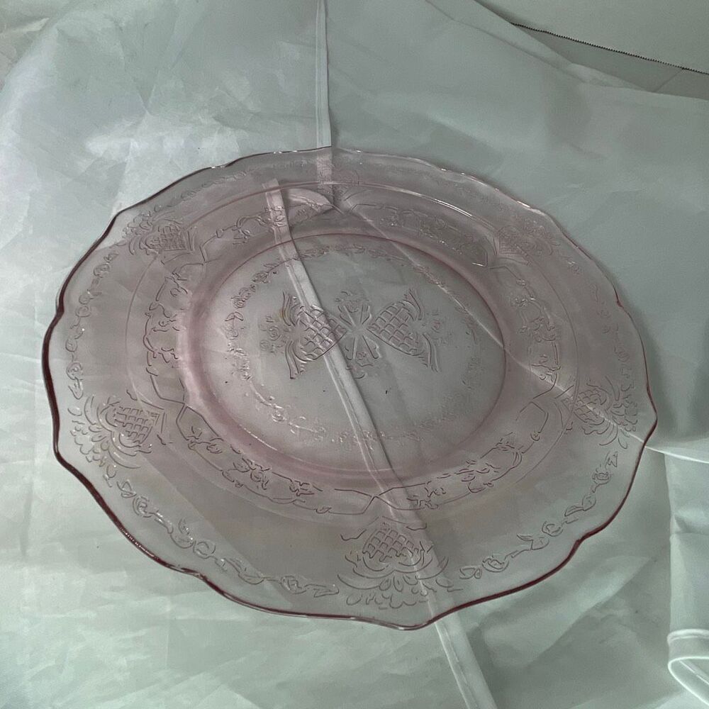 Vintage Federal Glass Sharon pattern depression glass pink
